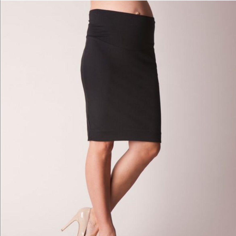 Black maternity skirt